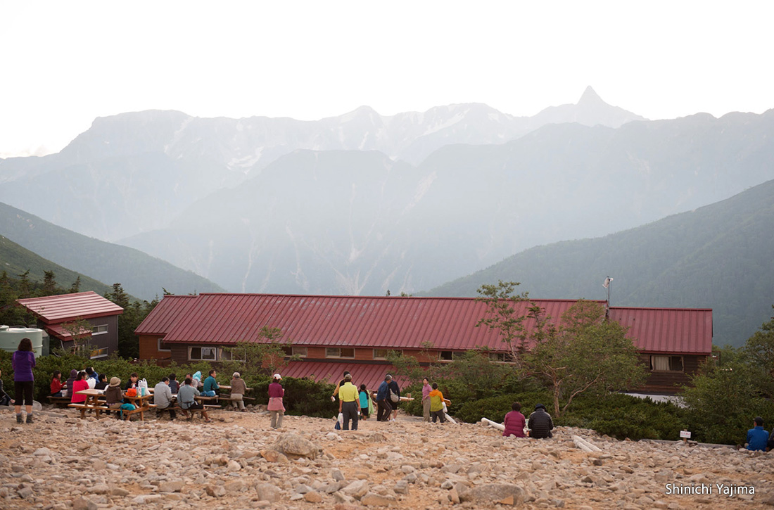 Jonengoya Mountain Hut – one of the main hiking bases along the Panorama Ginza route.